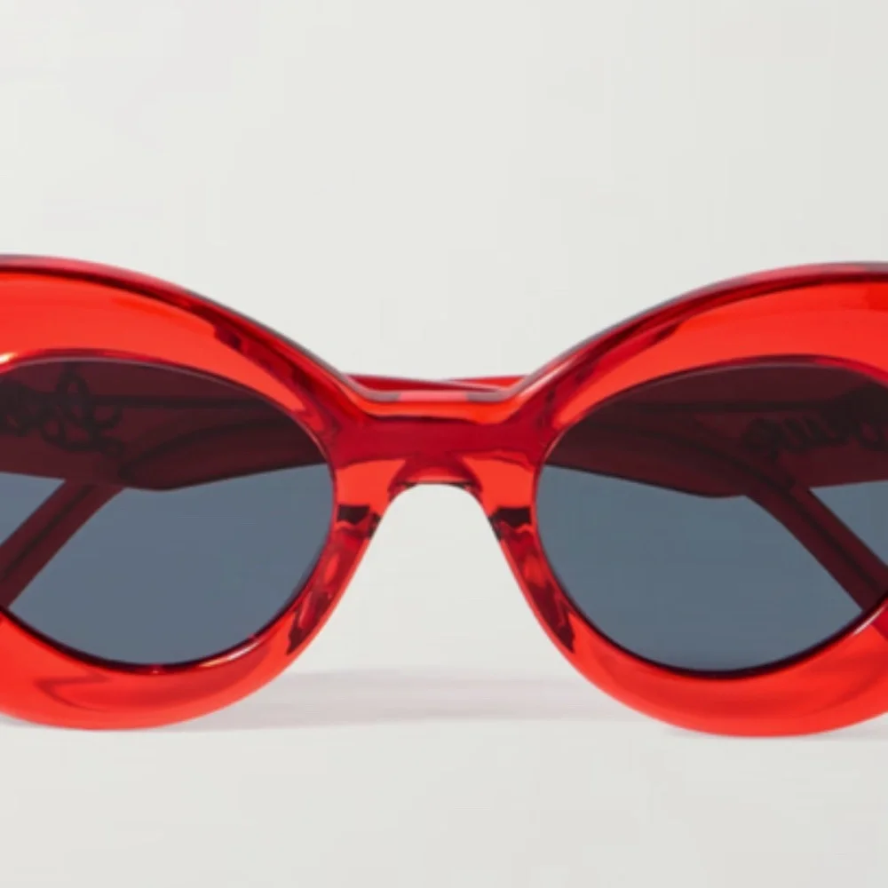 LOEWE NWOT sunglasses LW401121 - Picture 2 of 16